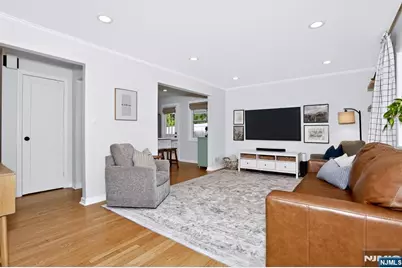 264 Lincoln Boulevard, Emerson, NJ 07630 - Photo 9