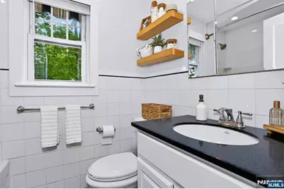 264 Lincoln Boulevard, Emerson, NJ 07630 - Photo 23