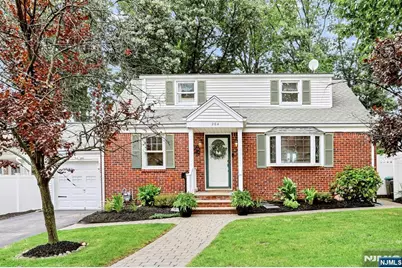 264 Lincoln Boulevard, Emerson, NJ 07630 - Photo 5