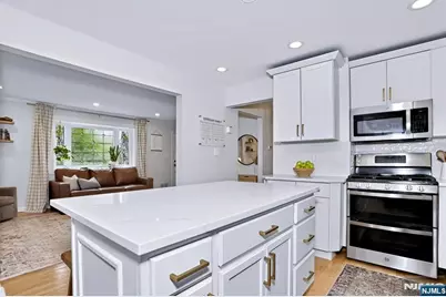 264 Lincoln Boulevard, Emerson, NJ 07630 - Photo 15