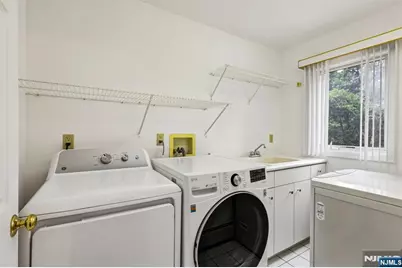 312B 13th Street 2 #2, Palisades Park, NJ 07650 - Photo 15