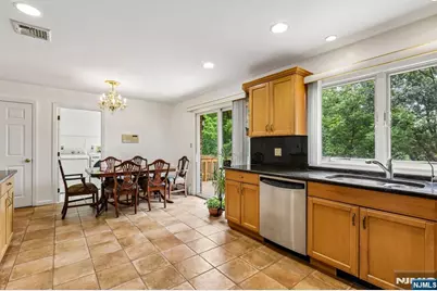 312B 13th Street 2 #2, Palisades Park, NJ 07650 - Photo 9