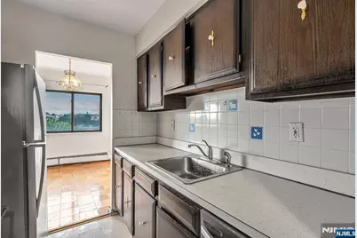 44 S Main Street 6J #6J, Lodi, NJ 07644 - Photo 19