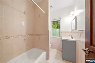 385 Livingston St, Norwood, NJ 07648 - Photo 13