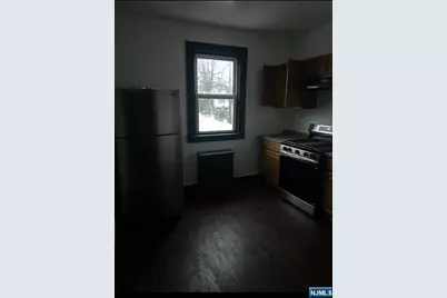 192-194 Vermont Avenue, Newark, NJ 07106 - Photo 11