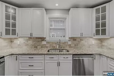 198 Preston Street, Ridgefield Park, NJ 07660 - Photo 11