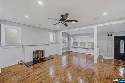 198 Preston Street, Ridgefield Park, NJ 07660 - Photo 5