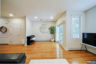 13 Carol Lane, River Edge, NJ 07661 - Photo 7