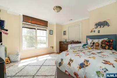 25 E Linden Avenue, Englewood, NJ 07631 - Photo 19