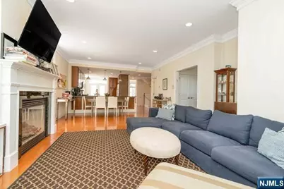 25 E Linden Avenue, Englewood, NJ 07631 - Photo 7
