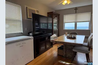 405 9th Street 2 #2, Palisades Park, NJ 07650 - Photo 5