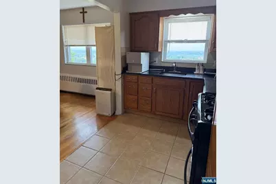 405 9th Street 2 #2, Palisades Park, NJ 07650 - Photo 11