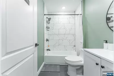 283 King Boulevard, Newark, NJ 07102 - Photo 21