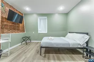 283 King Blvd, Newark, NJ 07102 - Photo 43