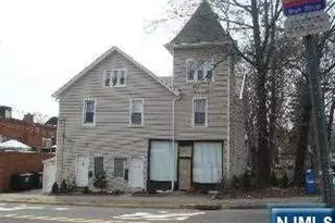 639 Oradell Ave 2E, Oradell, NJ 07649 - Photo 1