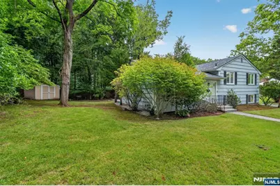 11 Lockwood Lane, Closter, NJ 07624 - Photo 23