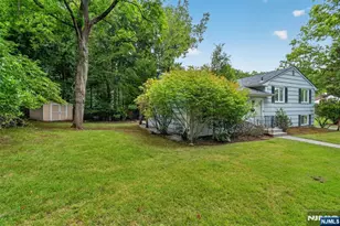 11 Lockwood Ln, Closter, NJ 07624 - Photo 23