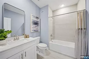 5 Pimlico Pl, Oakland, NJ 07436 - Photo 9
