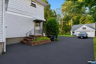 340 Saddle River Rd, Saddle Brook Township, NJ 07663 - Photo 27
