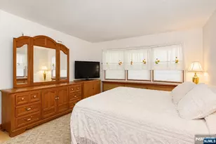 340 Saddle River Rd, Saddle Brook Township, NJ 07663 - Photo 11