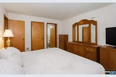 340 Saddle River Road, Saddle Brook Township, NJ 07663 - Photo 13