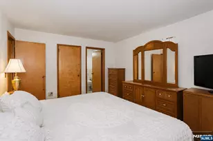 340 Saddle River Rd, Saddle Brook Township, NJ 07663 - Photo 13