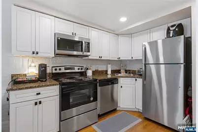 1030 Willow Avenue 2 #2, Hoboken, NJ 07030 - Photo 9