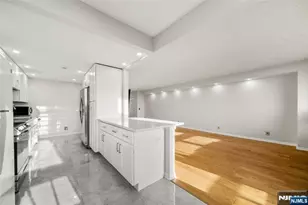 800 Palisade Ave 1804, Fort Lee, NJ 07024 - Photo 9