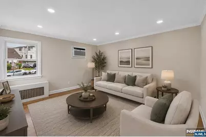 427 Kennedy Drive, Fairview, NJ 07022 - Photo 5