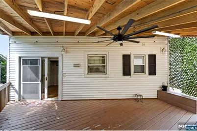 427 Kennedy Drive, Fairview, NJ 07022 - Photo 25
