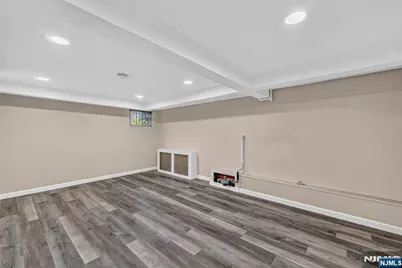 427 Kennedy Drive, Fairview, NJ 07022 - Photo 39