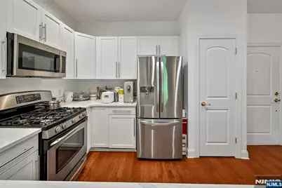 2107 Windsor Park Court 107 #107, Englewood, NJ 07631 - Photo 7