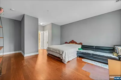 2107 Windsor Park Court 107 #107, Englewood, NJ 07631 - Photo 17