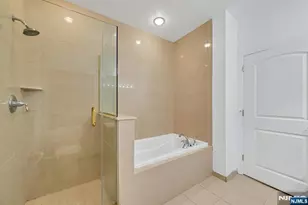 2107 Windsor Park Ct 107, Englewood, NJ 07631 - Photo 21