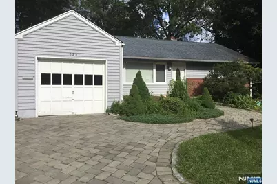 622 Knickerbocker Road, Cresskill, NJ 07626 - Photo 1