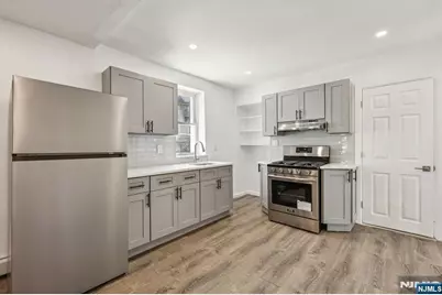 244 White, Englewood, NJ 07631 - Photo 9