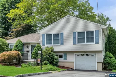 10 Overlook Avenue, Emerson, NJ 07630 - Photo 3