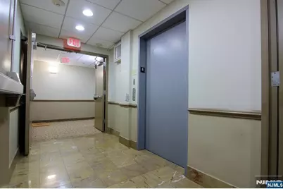 10 Regent Street 602 #602, Jersey City, NJ 07302 - Photo 13