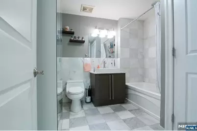 10 Regent Street 602 #602, Jersey City, NJ 07302 - Photo 7