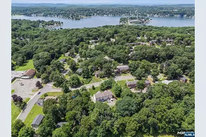 52 Henry Court, Mount Arlington, NJ 07856 - Photo 27