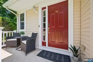 52 Henry Ct, Mount Arlington, NJ 07856 - Photo 3