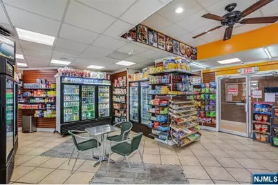 100 Manhattan Avenue 708 #708, Jersey City, NJ 07087 - Photo 29