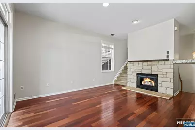 107 Brittany Court 281 #281, Clifton, NJ 07013 - Photo 5