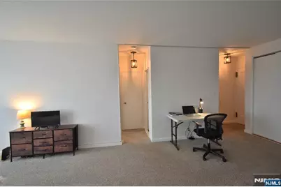5 Roosevelt Place 5C #5C, Montclair, NJ 07042 - Photo 7