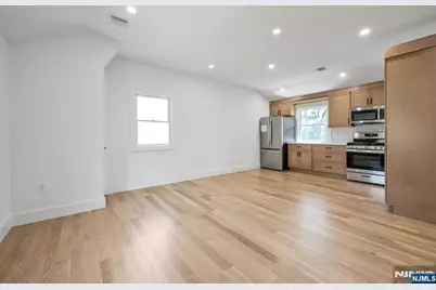 399 Gilbert Street 2nd Floor #2nd Floor, Ridgewood, NJ 07450 - Photo 7
