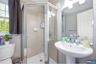 361 Walthery Avenue, Ridgewood, NJ 07450 - Photo 15