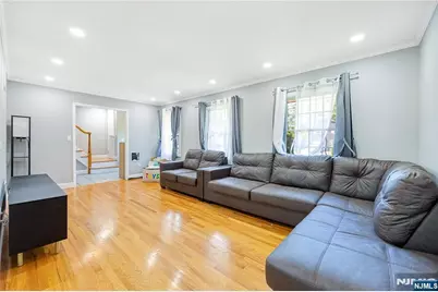361 Walthery Avenue, Ridgewood, NJ 07450 - Photo 3