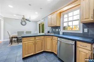 361 Walthery Ave, Ridgewood, NJ 07450 - Photo 7