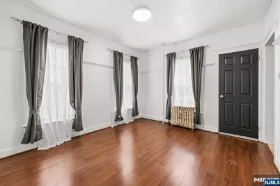 6 Enfield Avenue, Montclair, NJ 07042 - Photo 9