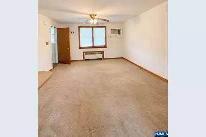 173 Hartmann Avenue, Garfield, NJ 07026 - Photo 5